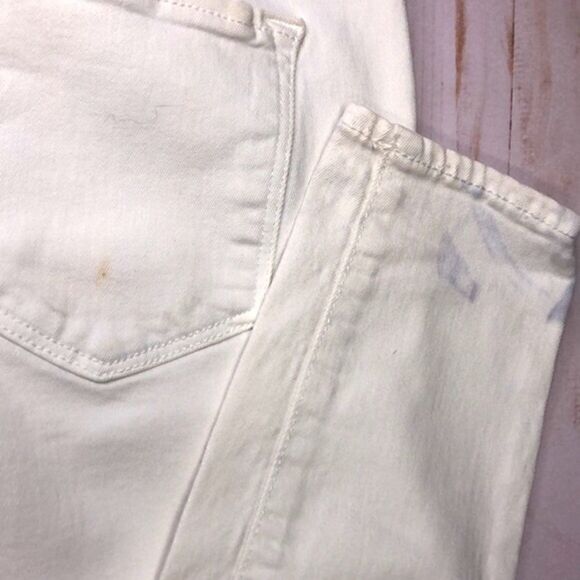 Old Navy Midrise Rockstar Bright White Distressed Skinny Jean - Picture 4 of 7